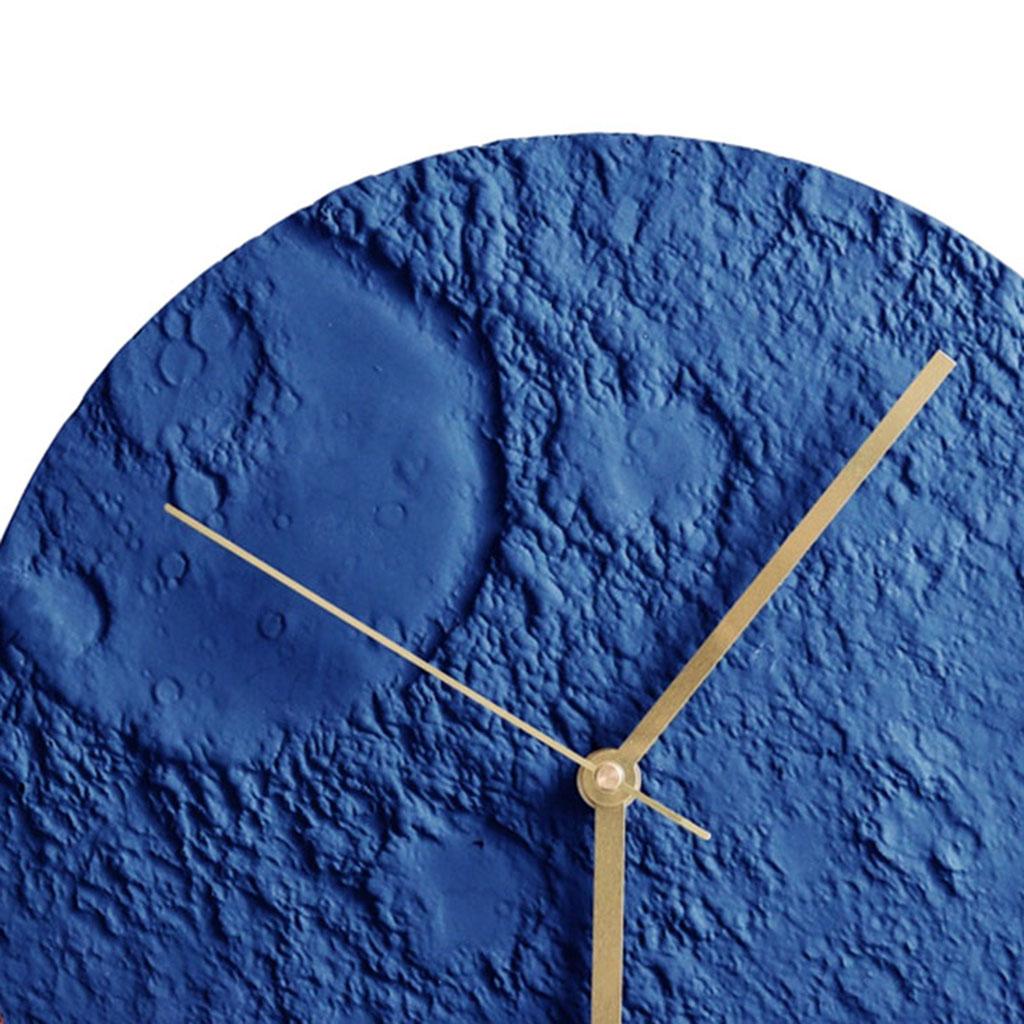 ساعة معلقة من الراتنج بتصميم ن - مراجعة Resin Art Clock وسعره