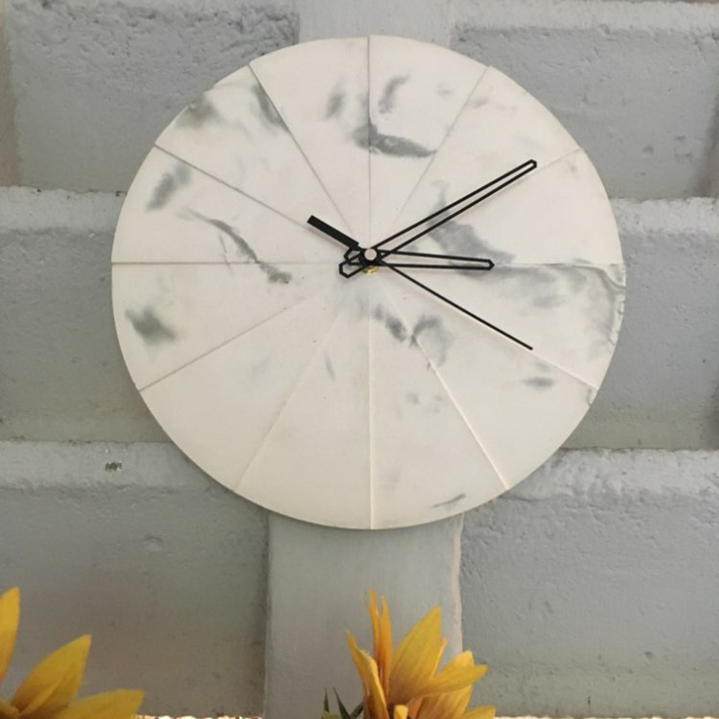 دائري ملموسة ساعة حائط قالب من - مراجعة Resin Art Clock وسعره